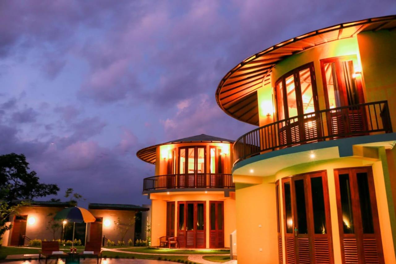 Senu Lagoon Villa تانجالي المظهر الخارجي الصورة